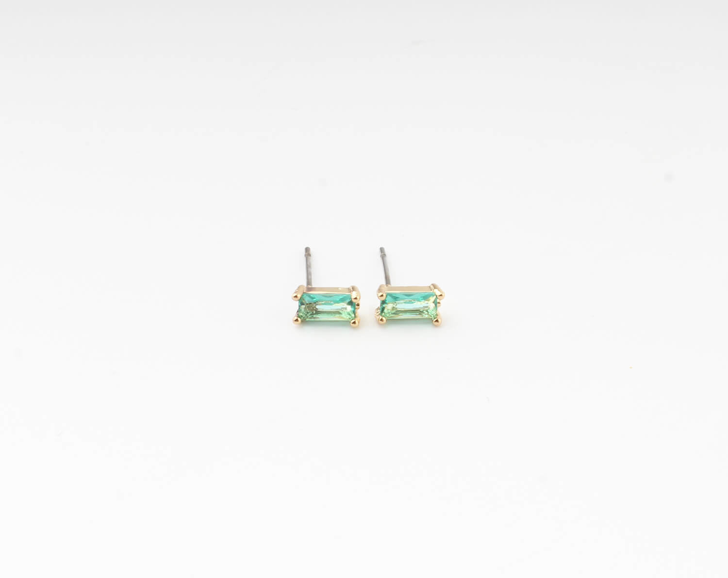 Diamond - Earrings - Studs - Plated