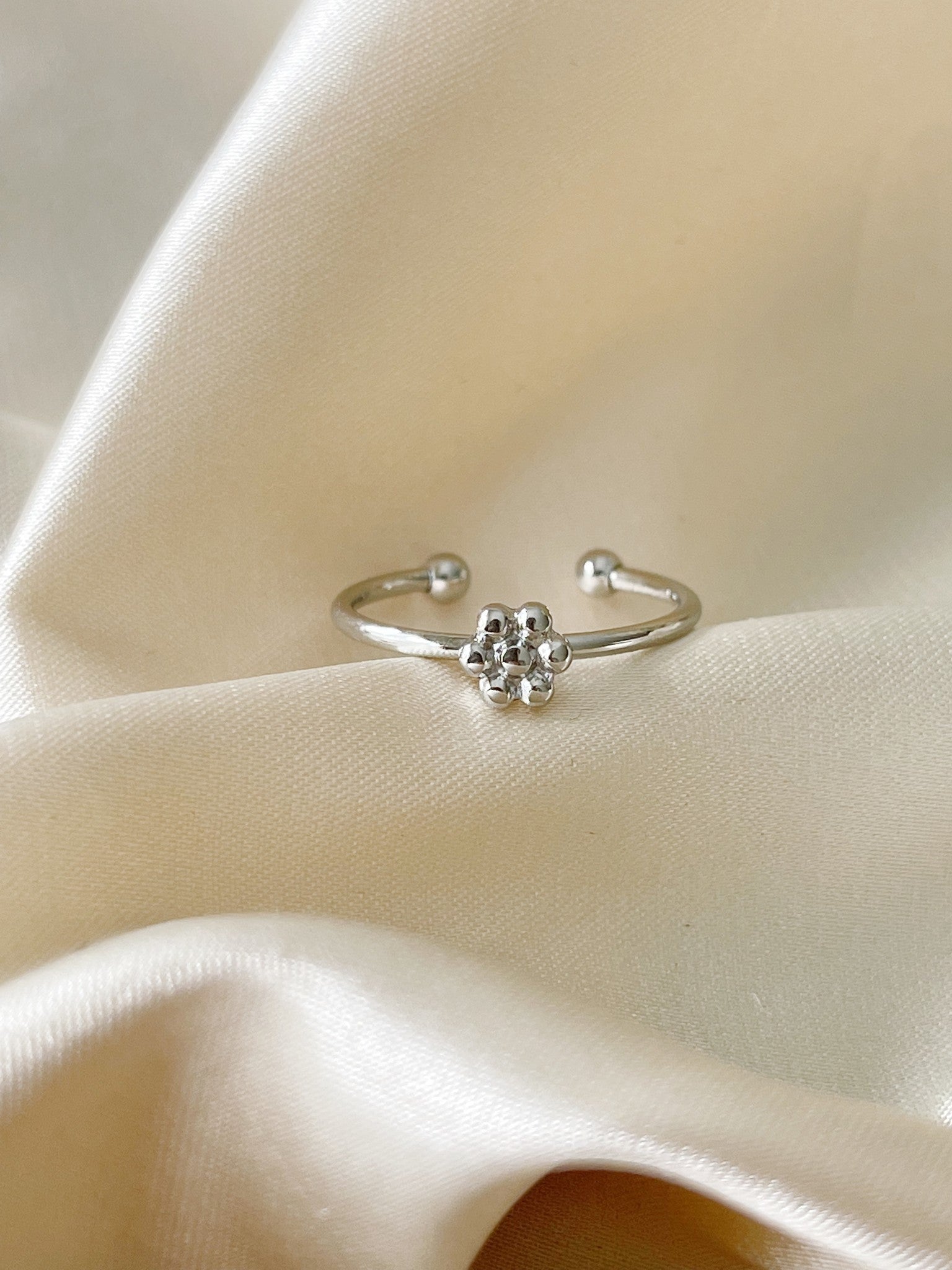 Une Petite Fleur - Ring - Stainless Steel - Adjustable