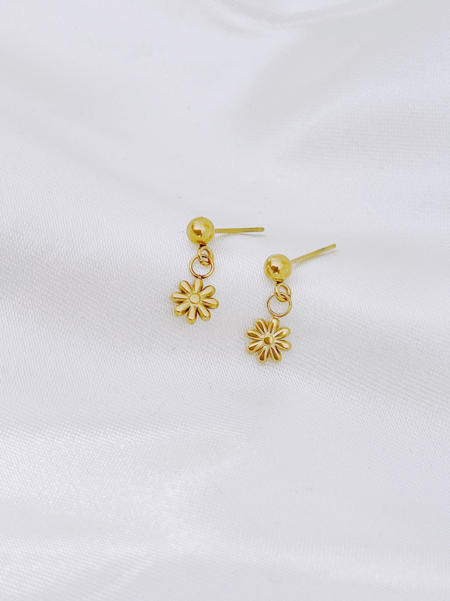 Little Daisy Stud - Earrings - Stainless Steel